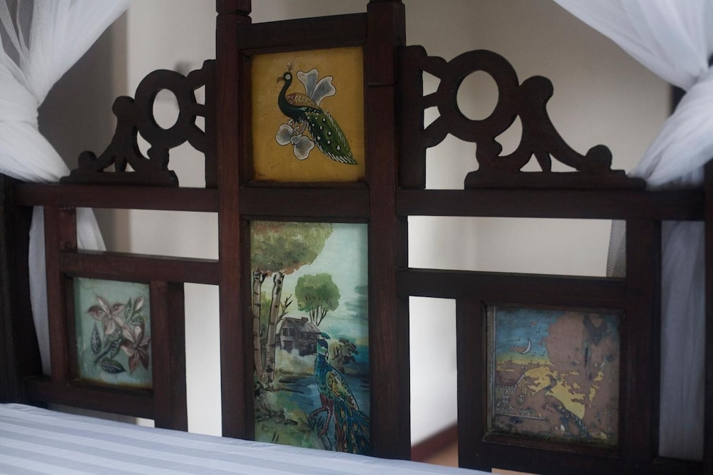 Hiliki House