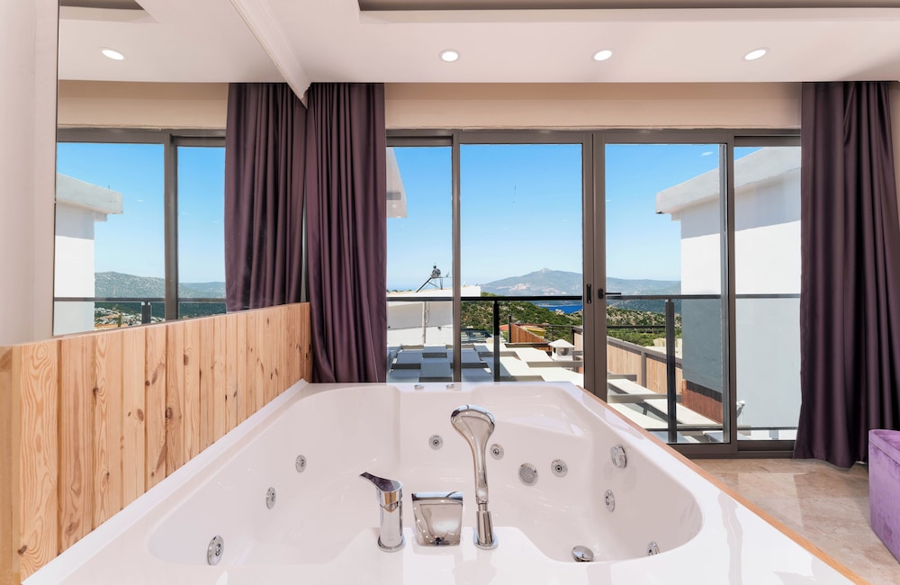 Grand Emora Villas