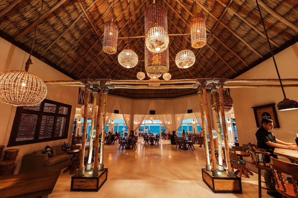The Lodge at Jaguar Reef