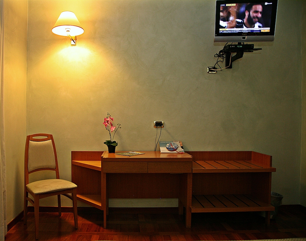 Photo 37