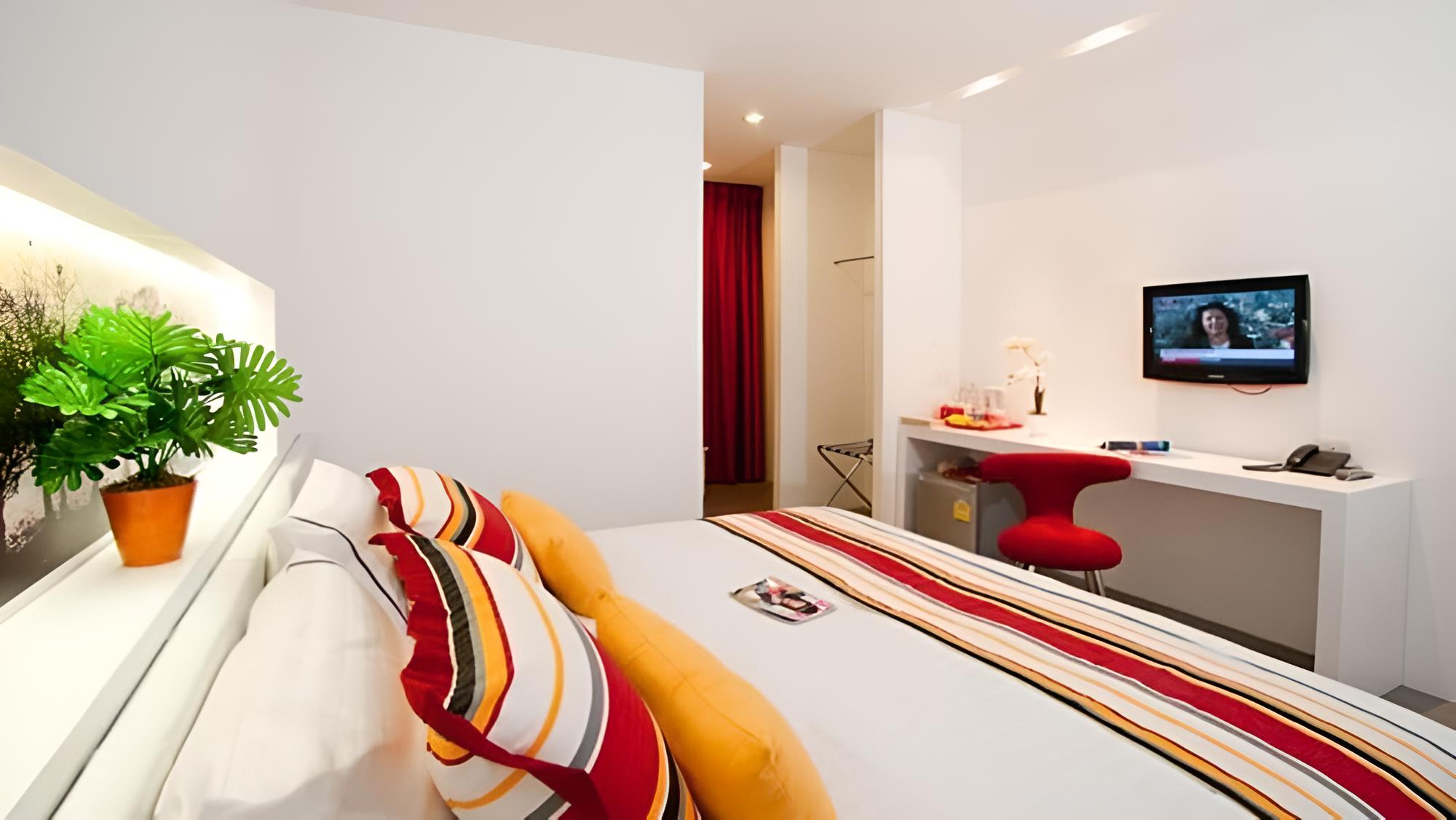The Gallery Hotel