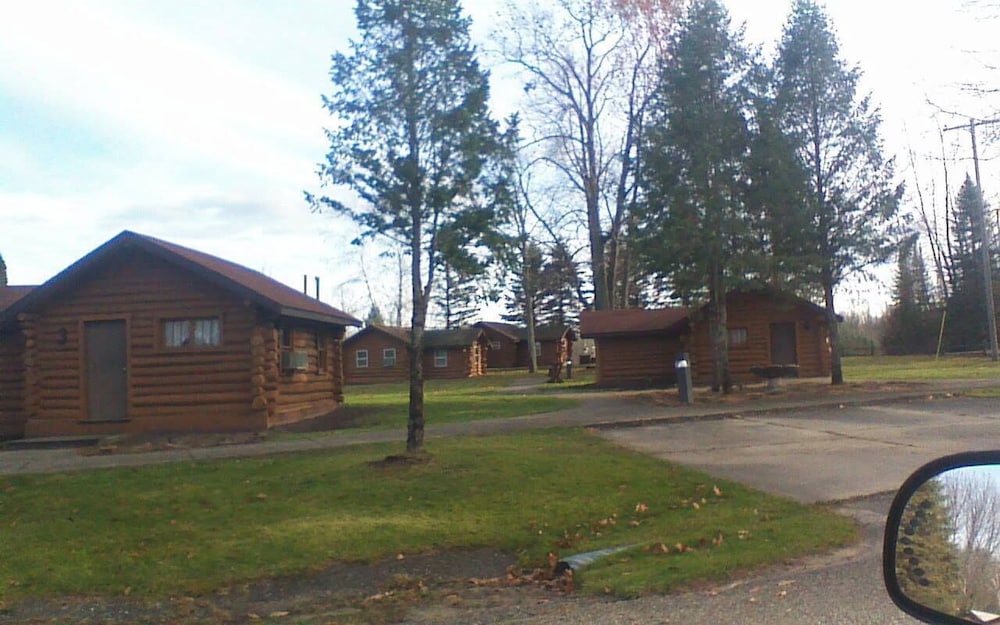 Lost Arrow Resort