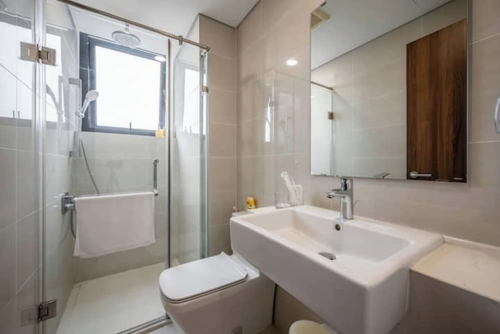 Eco Green Saigon - Free Gym & Pool