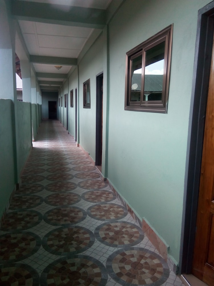 Batavia Lodge view 4