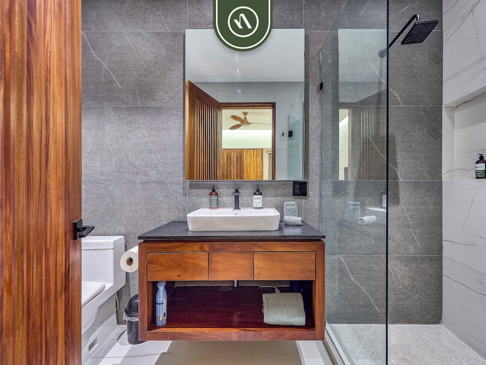 Amazing 1 BR Condo With Terrace - Rooftop Pool
