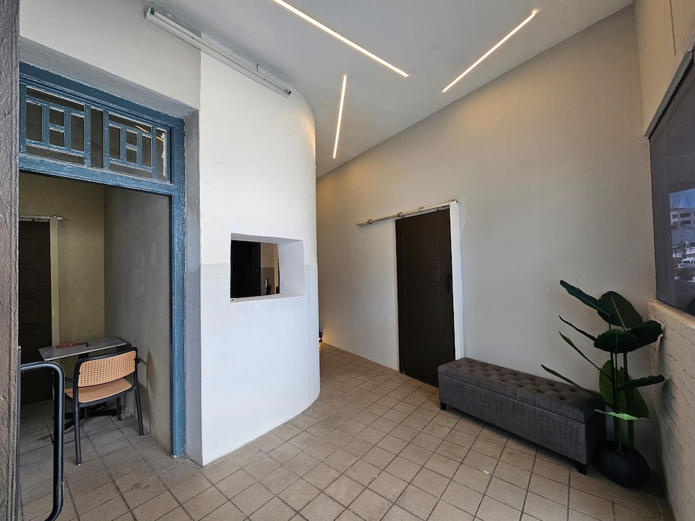 KITA Hostel