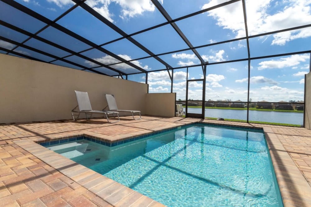 Amazing 5BR Private Pool Lakeview Near Disney