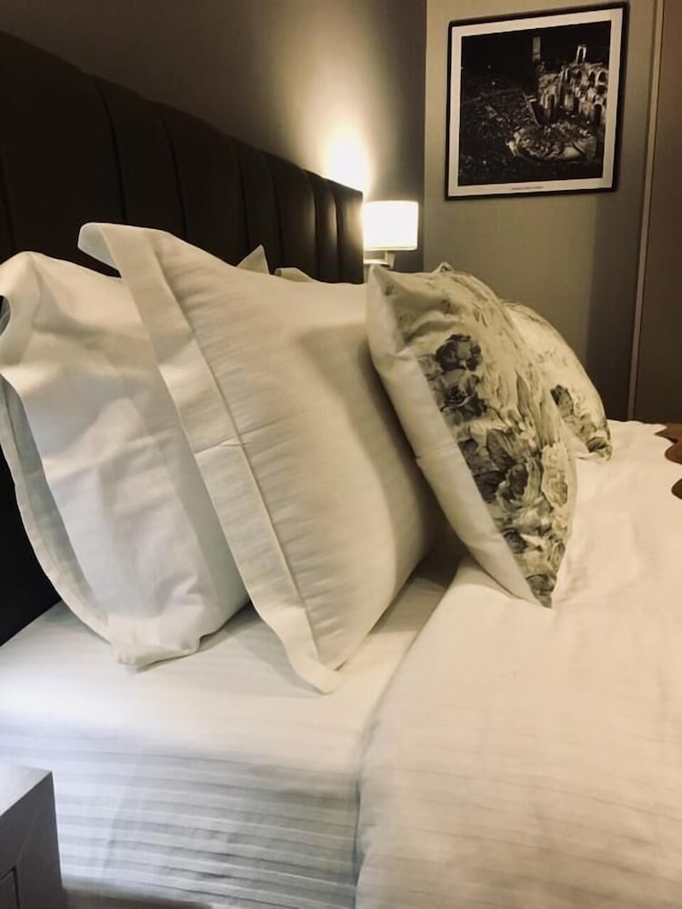 Metis Athens Suites