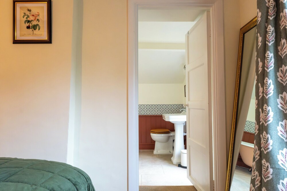 Beautiful 2BD Cottage in the Cotswolds