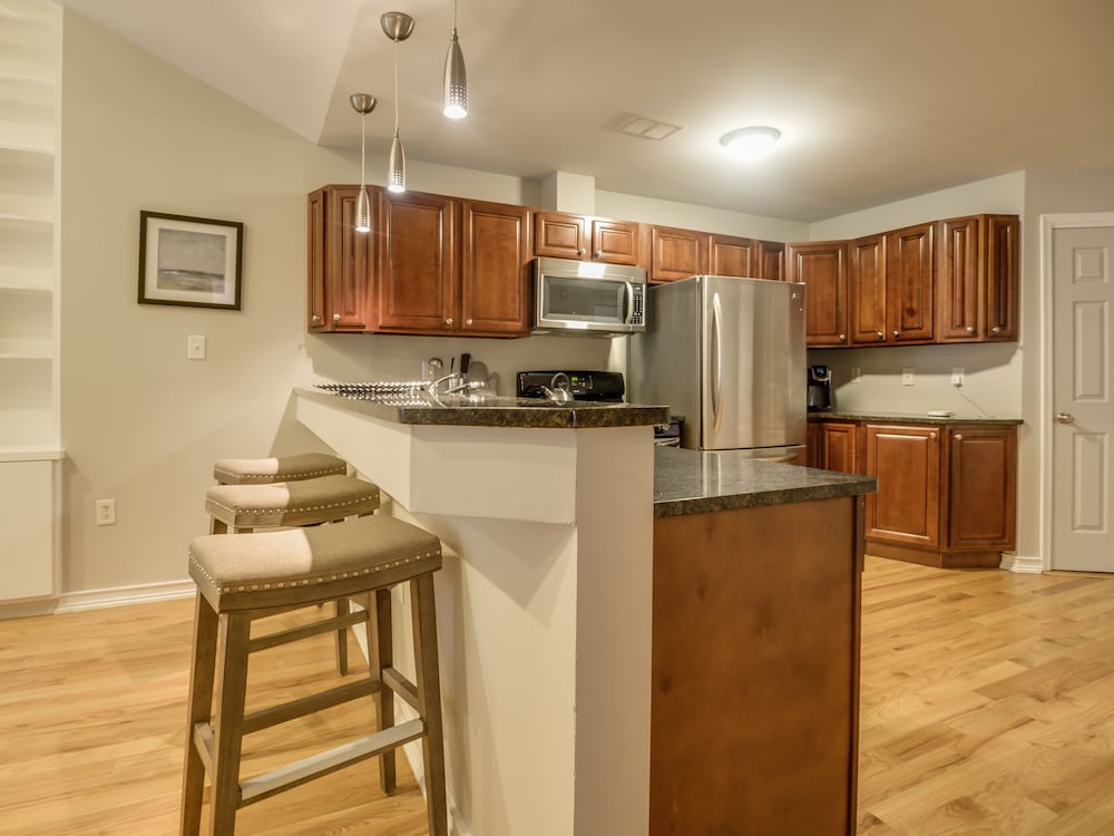 Deedee's Townhome Hamilton Park