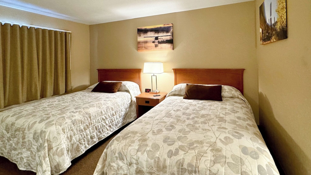 Young's Motel
