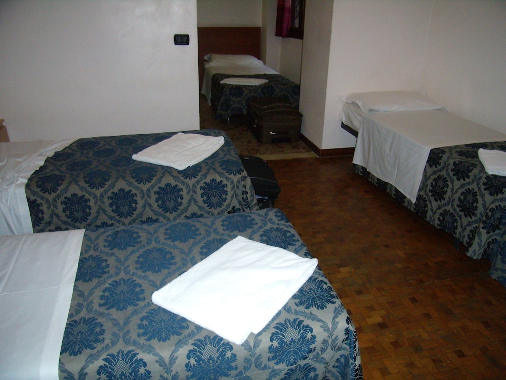 HoStel Central Station