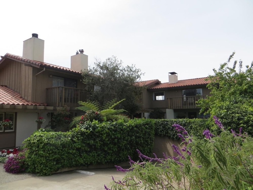 Adobe Inn - Property Image 12