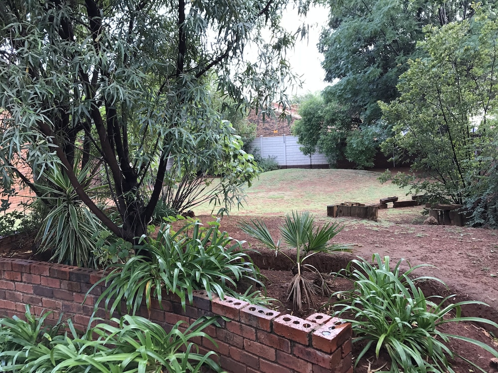 EMMY Guesthouse