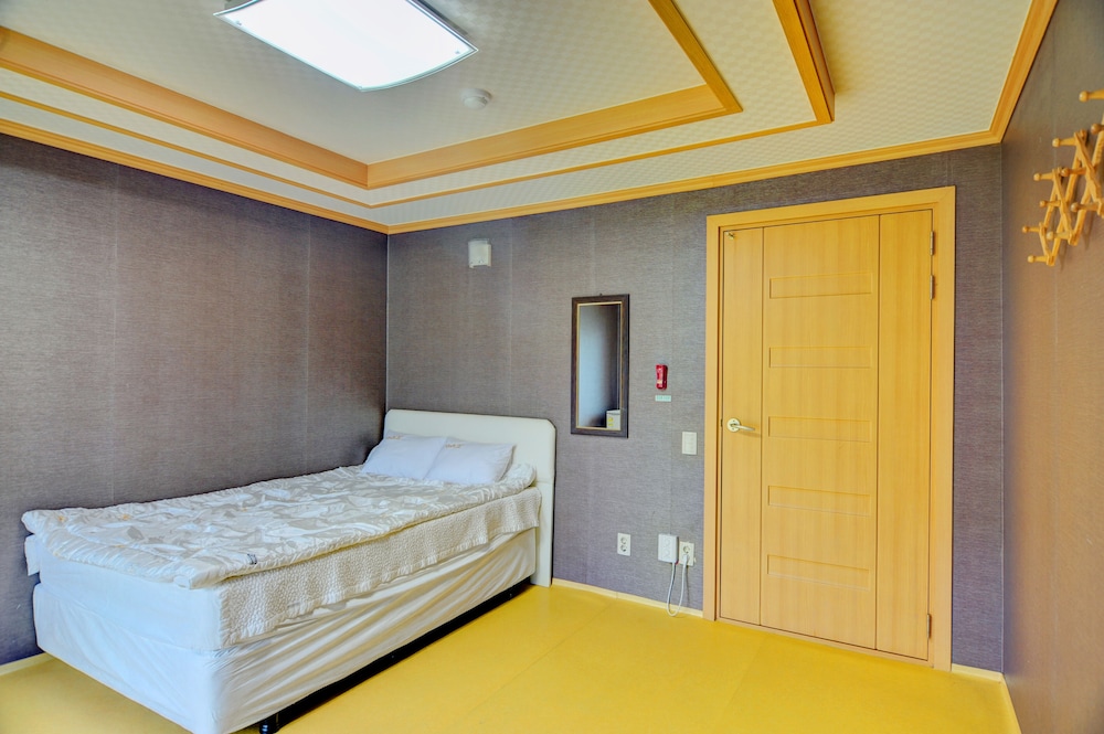 Sungbochon Youth Hostel - Hostel