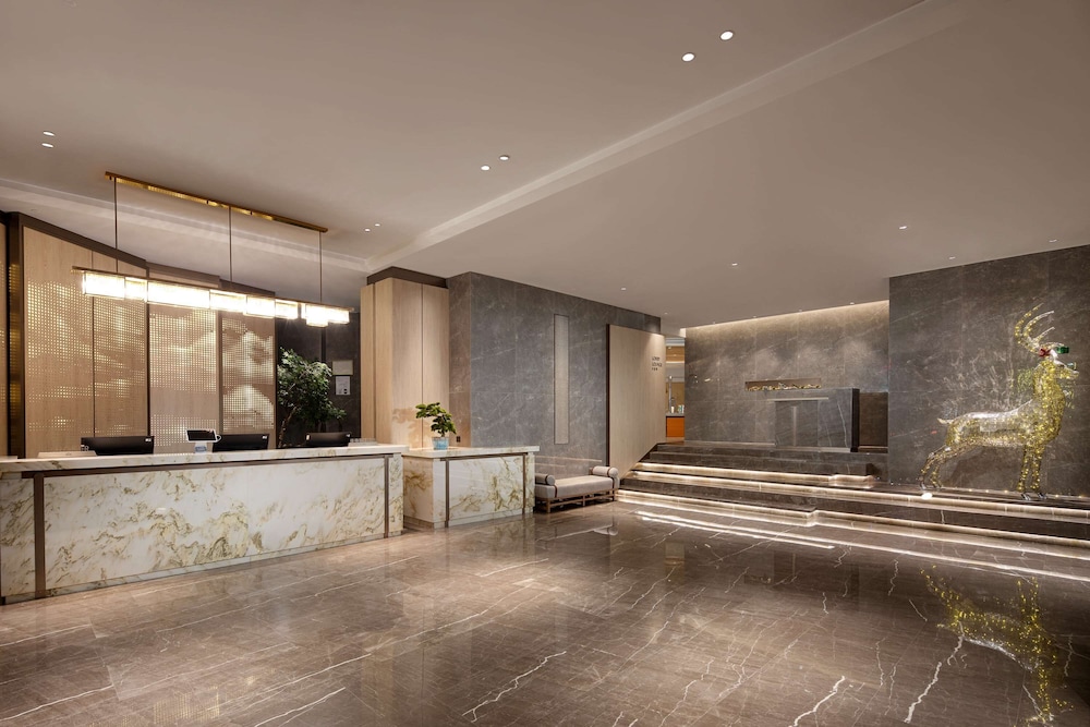 Days Hotel by Wyndham Chenzhou Beihu view 3