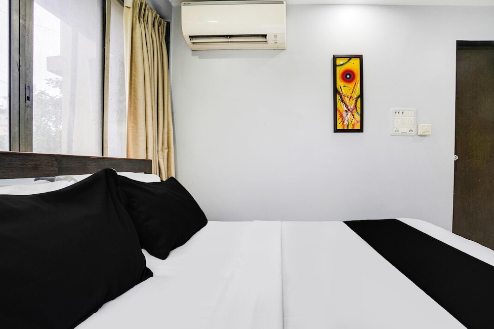 Cozy Stays at Andheri Near Mumbai Airport