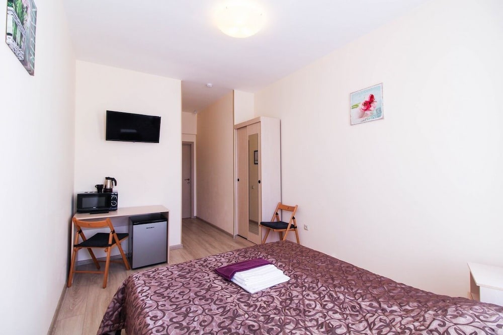 SuperHostel on Nevsky 130