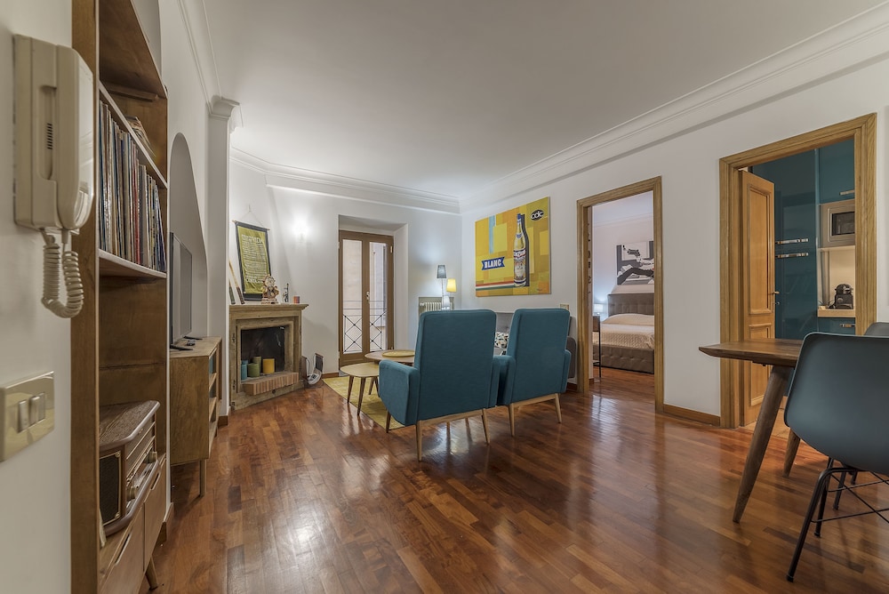 Piazza Navona Design Flat
