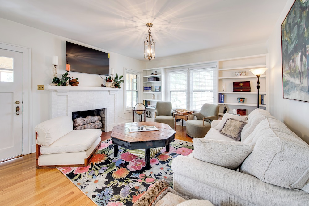 Bourbon Trail Fun: Dtwn Lebanon Home w/ Game Room