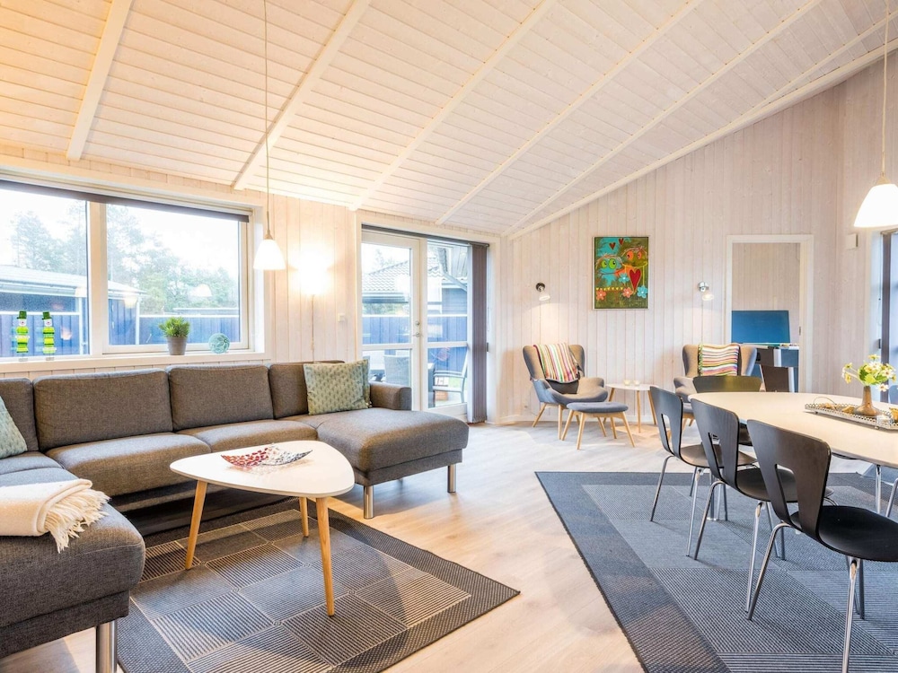 8 Person Holiday Home in Blavand