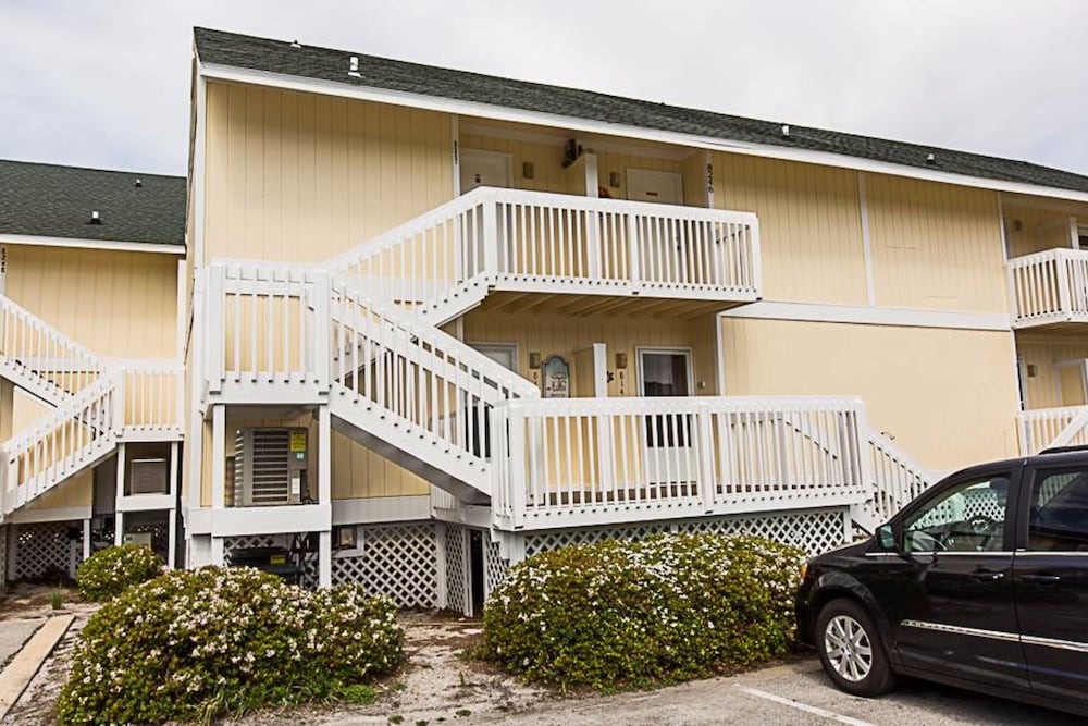 Sandpiper Cove Studios By Holiday Isle view 4