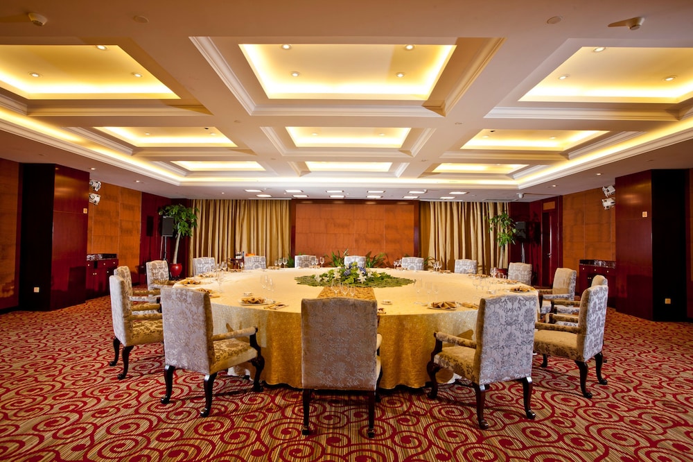 Nanjing Greenland Yuhao Hot Spring Hotel
