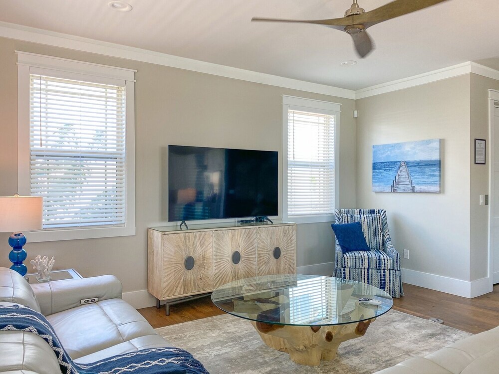 135 Island Escape: 5br Home W/ Pool And Spa! 5 Bedroom Home