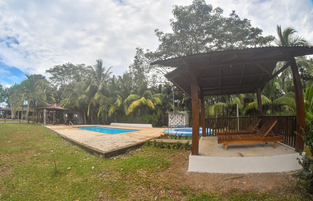 Tarcoles Birding Lodge
