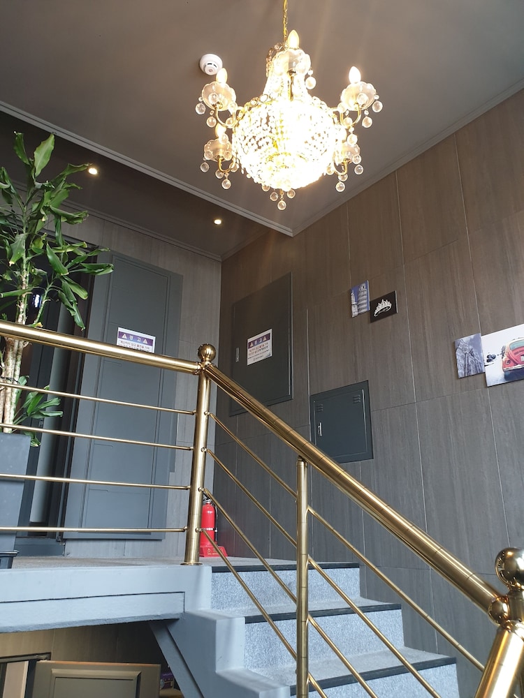 Suwon Haenggungdong Sunstar Motel view 5