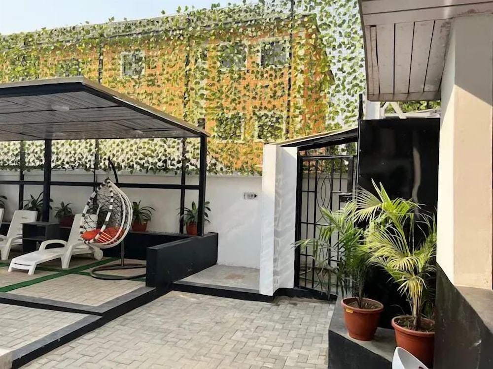 Quintessential Apartments By Signature