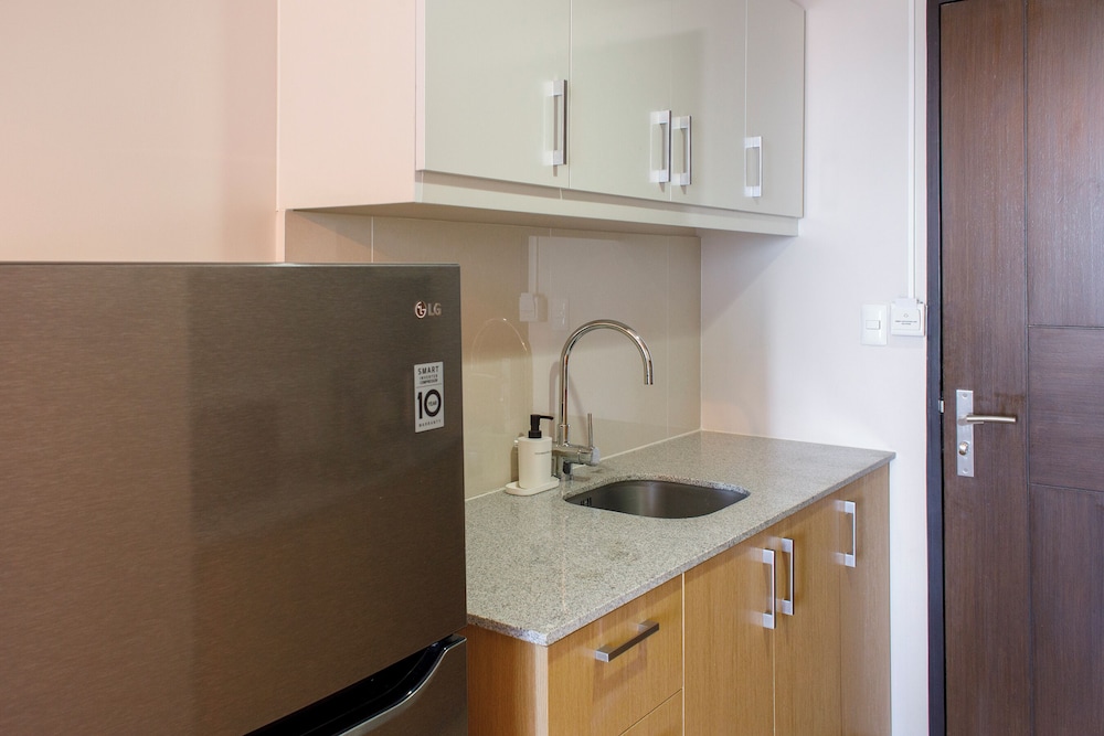 Uptown Park Suites Tower 1