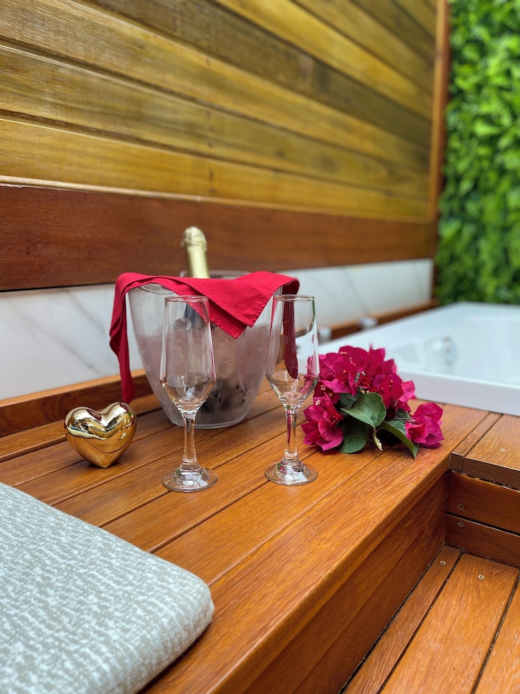 Canyons Guest House