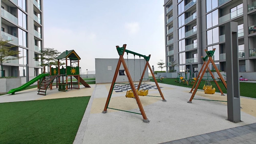 Lavish 2BR Apartment in Sobha Creek Vistas Reserve
