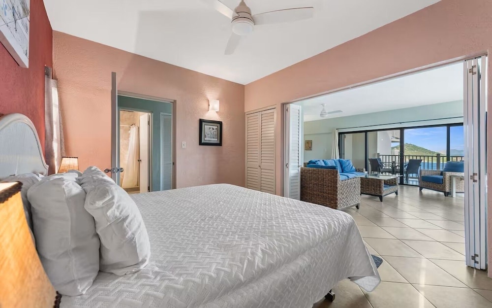 D11 1 Bedroom Condo