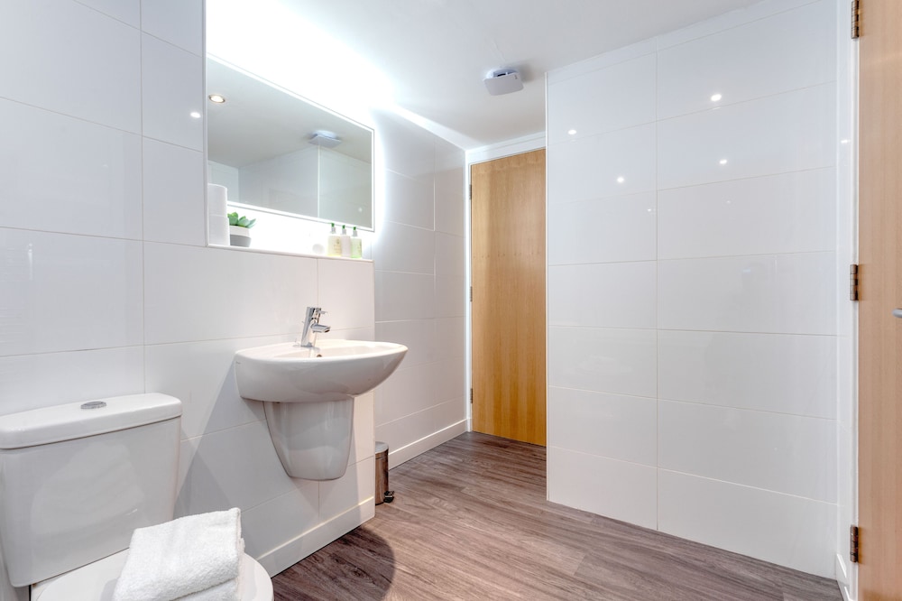 Executive 7 Apartments