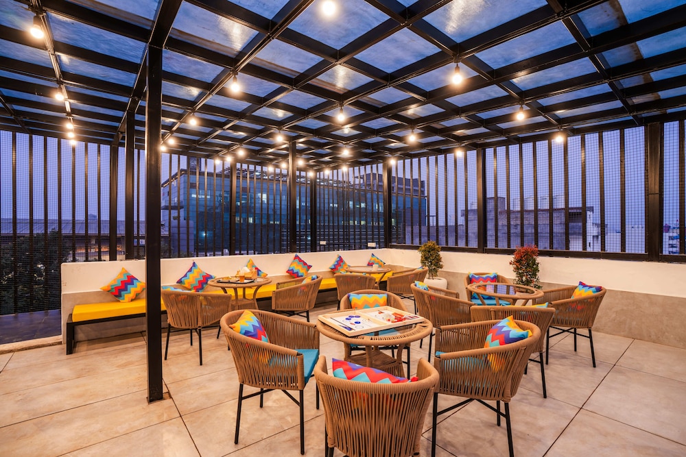 goSTOPS PLUS Gurugram, Baani Square