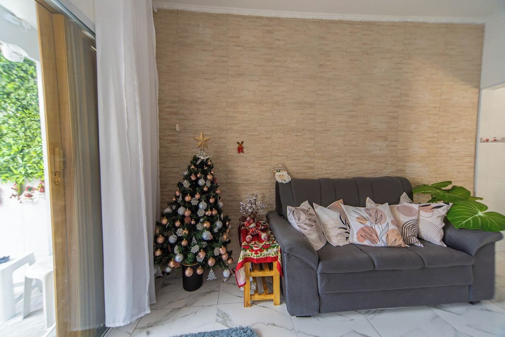 Casa Pet Friendly com Wi-fi e Garagem no Ocian