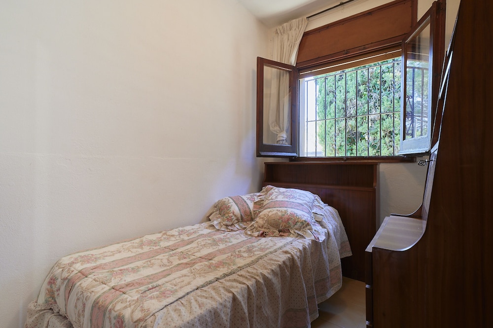 Masso in Llafranc With 3 Bedrooms and 1 Bathrooms