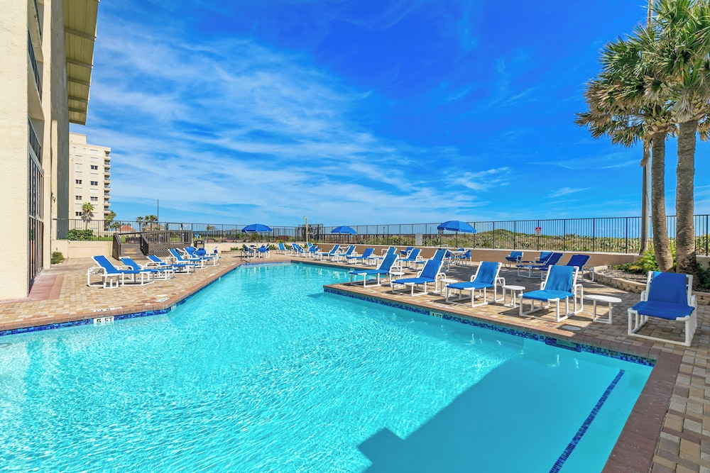 Corner 3BR w/ Wraparound Balcony & Gulf Views
