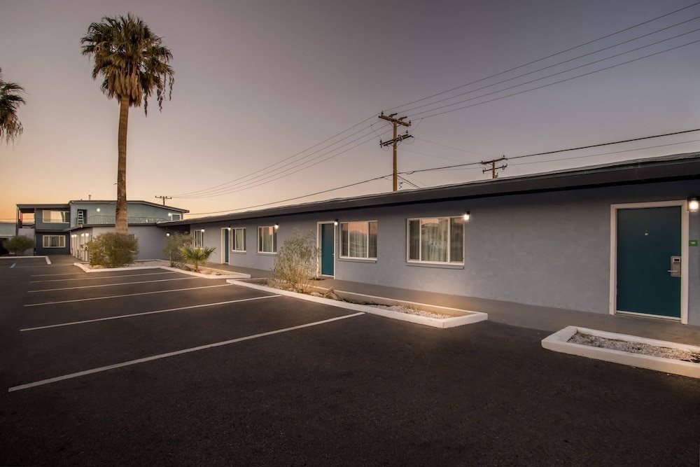 Suburban Studios Ridgecrest near China Lake Naval Station