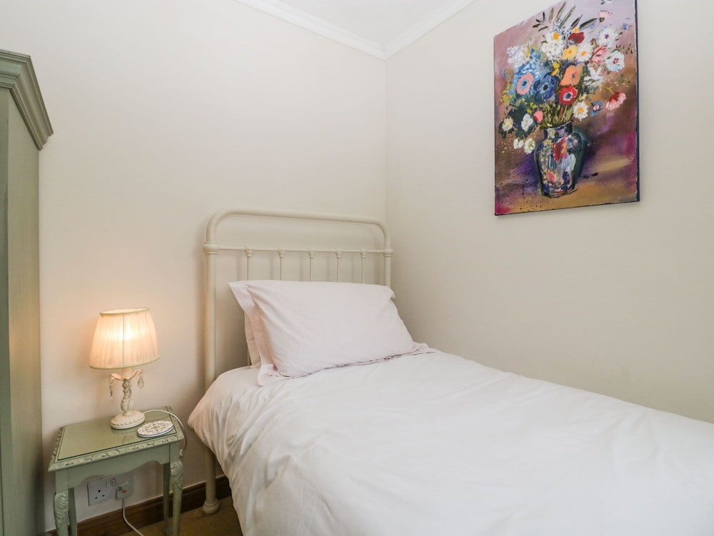 Beau Hideaway