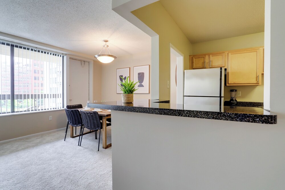 Modern Apartment with Top Amenities