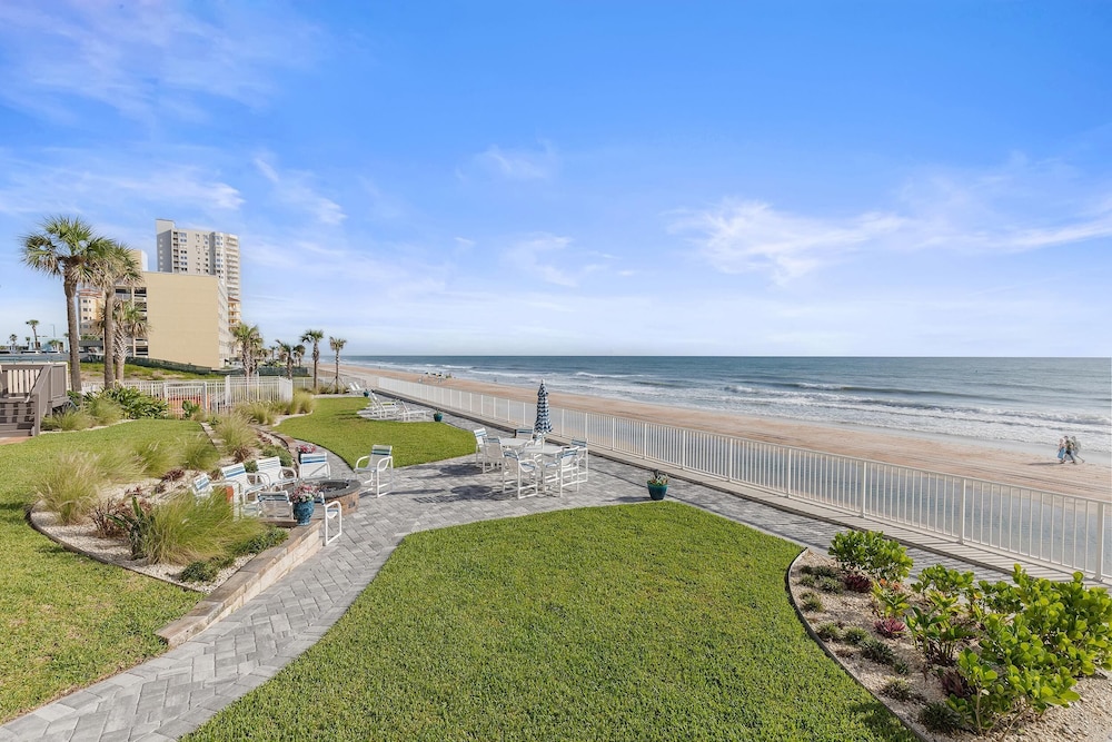 Dimucci Towers Ten 1604