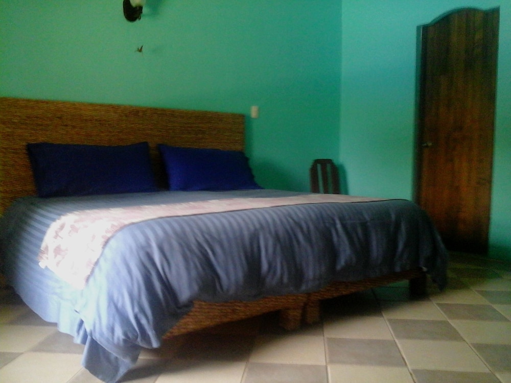 Hotel Tunich Beh
