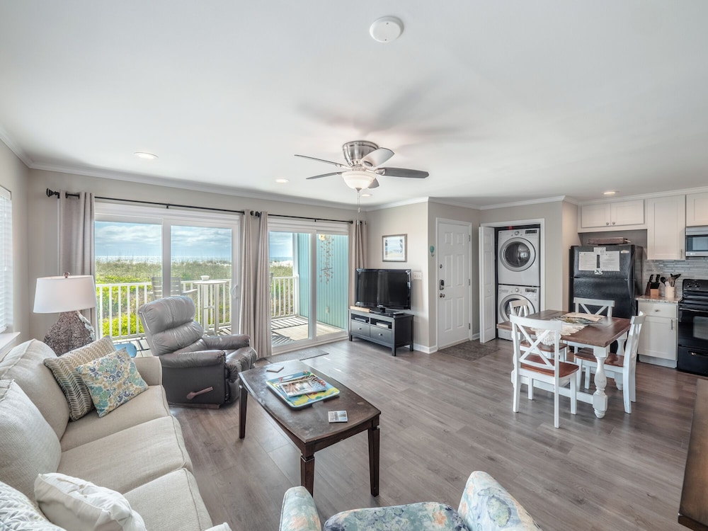 Coral Surf #A1 - Beachy Keen by Carolina Retreats