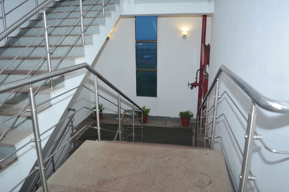 Hotel Golden Anchor Dhamara