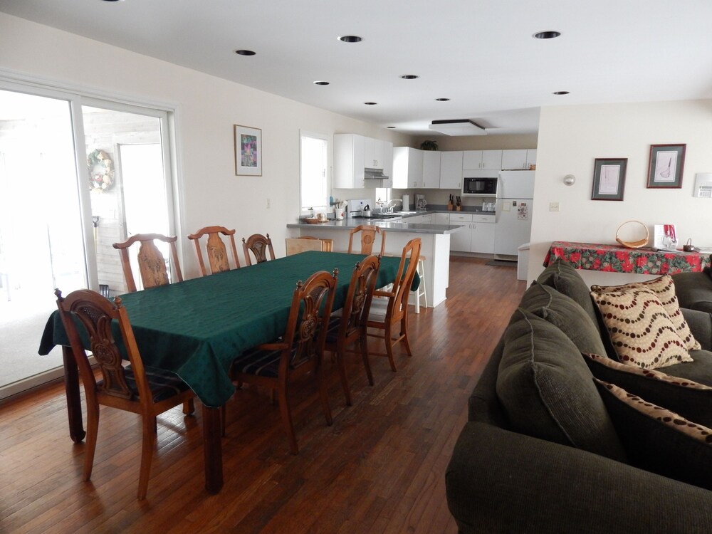 Galena Vacations - House on Pond Court - Property Image 9