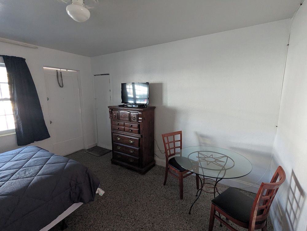 Ocean Mist Motel