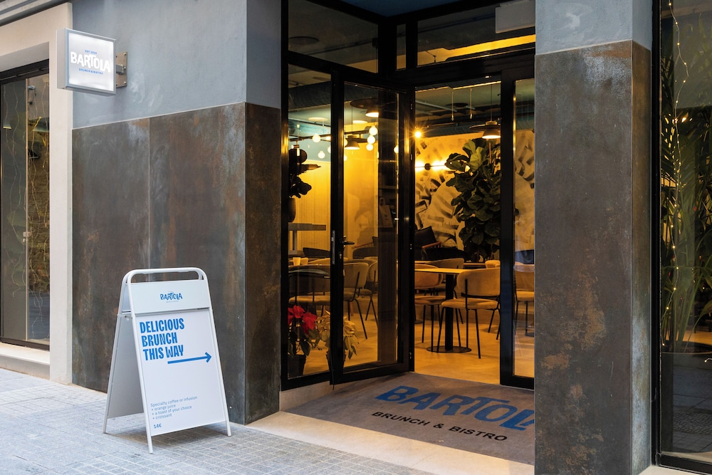 Coeo Hostel Hernan Ruiz